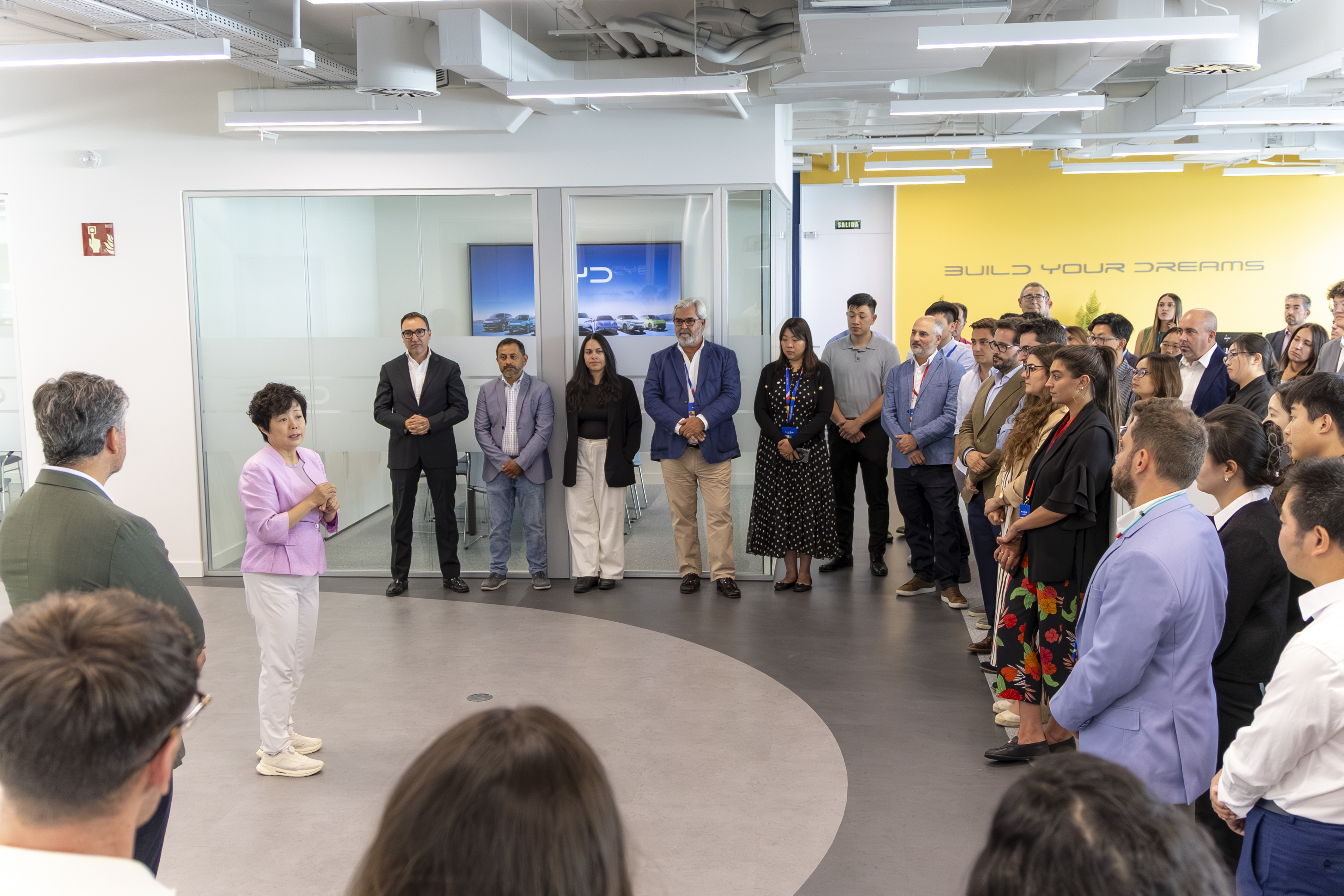 BYD INAUGURA SUS NUEVAS OFICINAS EN MADRID