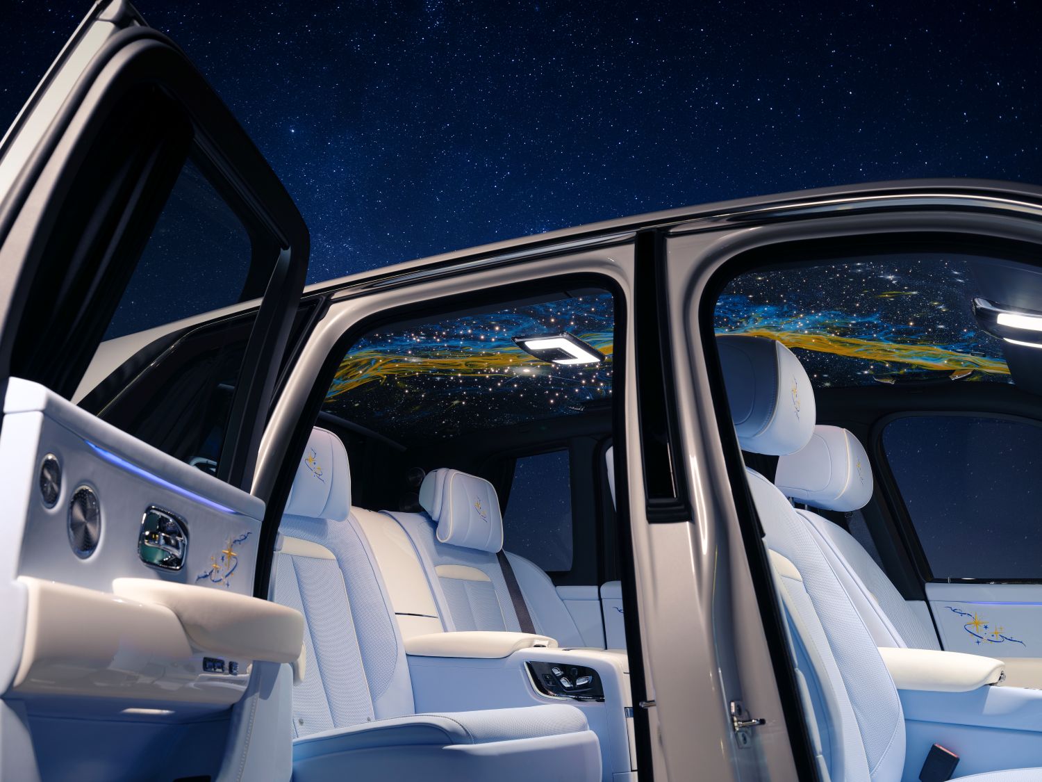 ROLLS-ROYCE PRESENTS CULLINAN COSMOS