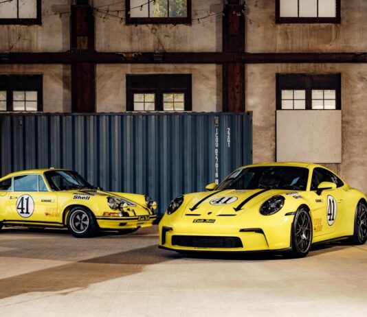 PORSCHE 911 S/T: EL REGRESO DE UNA LEYENDA • DOS GENERACIONES DEL PORSCHE 911 S/T, CARA A CARA: EL ORIGINAL DE 1972 Y LA REINTERPRETACIÓN DE 2024