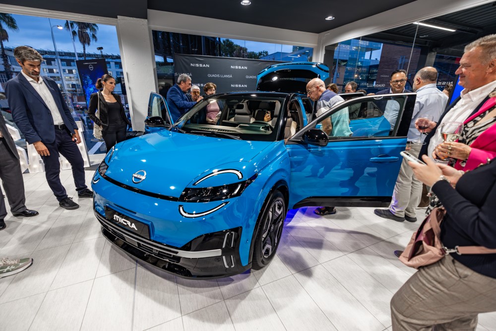 QUADIS LLANSÁ INAUGURA SU RENOVADO CONCESIONARIO CON EL LANZAMIENTO DEL MICRA ELÉCTRICO
