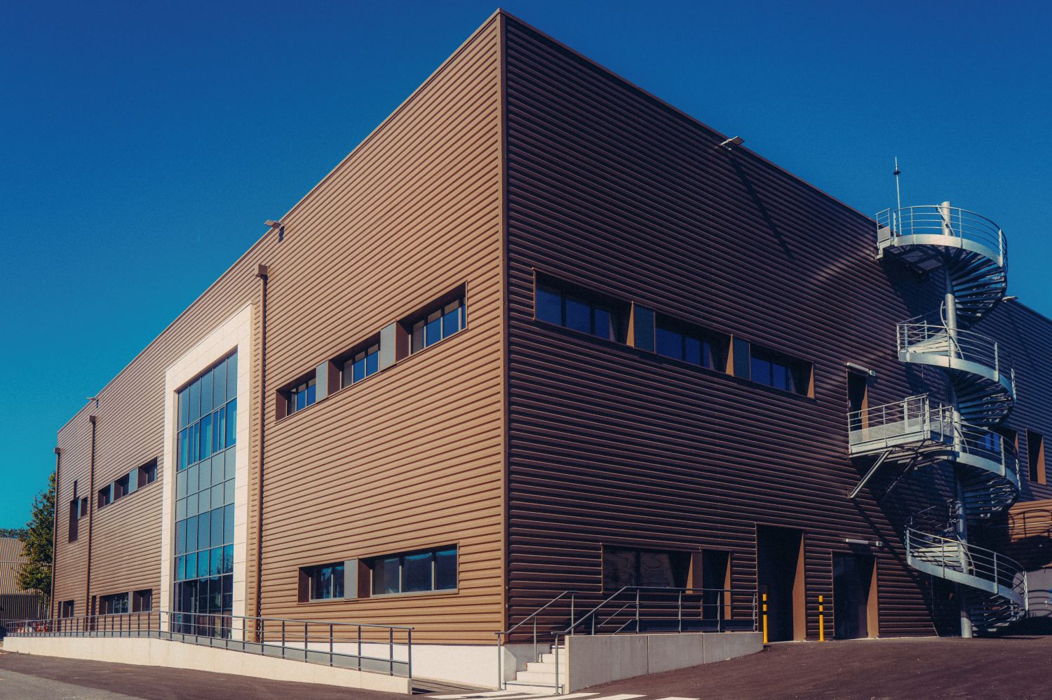 CENTRO TÉCNICO DE LARDY (FRANCIA)