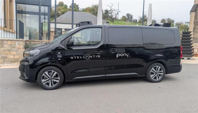 STELLANTIS Y PONY.AI SE ASOCIAN PARA AVANZAR EL DESARROLLO DE ROBOTAXI EN EUROPA