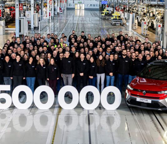 2,5 MILLONES DE RENAULT CAPTUR PRODUCIDOS EN LA FACTORÍA DE VALLADOLID 2,5 MILLONES DE RENAULT CAPTUR PRODUCIDOS EN LA FACTORÍA DE VALLADOLID