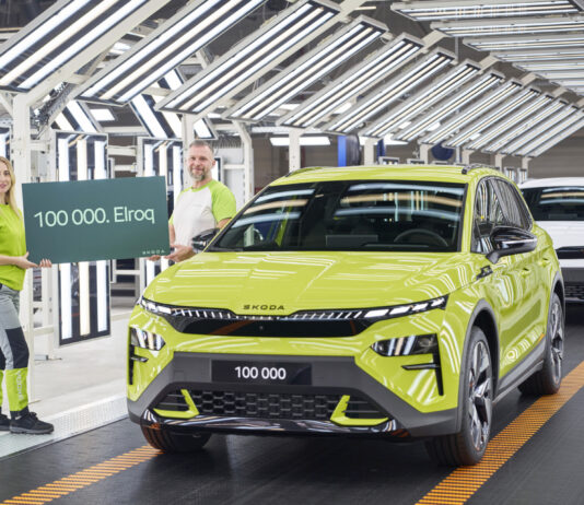 ŠKODA AUTO PRODUCE EL ELROQ TOTALMENTE ELÉCTRICO NÚMERO 100.000 ŠKODA AUTO PRODUCE EL ELROQ TOTALMENTE ELÉCTRICO NÚMERO 100.000