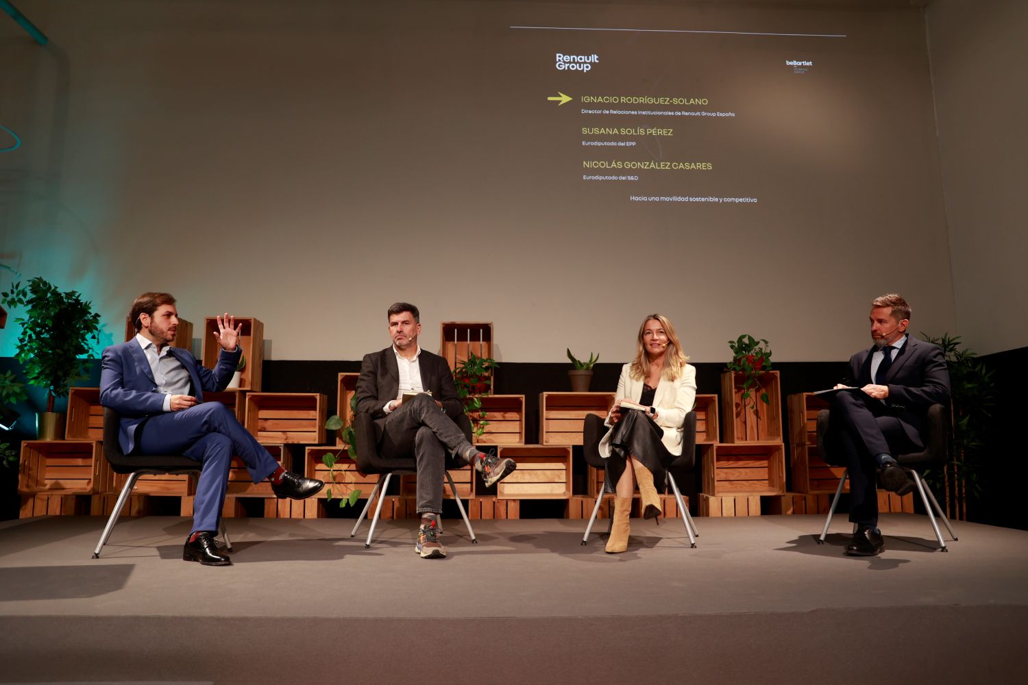 RENAULT GROUP LANZA UN MANIFIESTO POR EL FUTURO DE LA AUTOMOCIÓN ESPAÑOLA