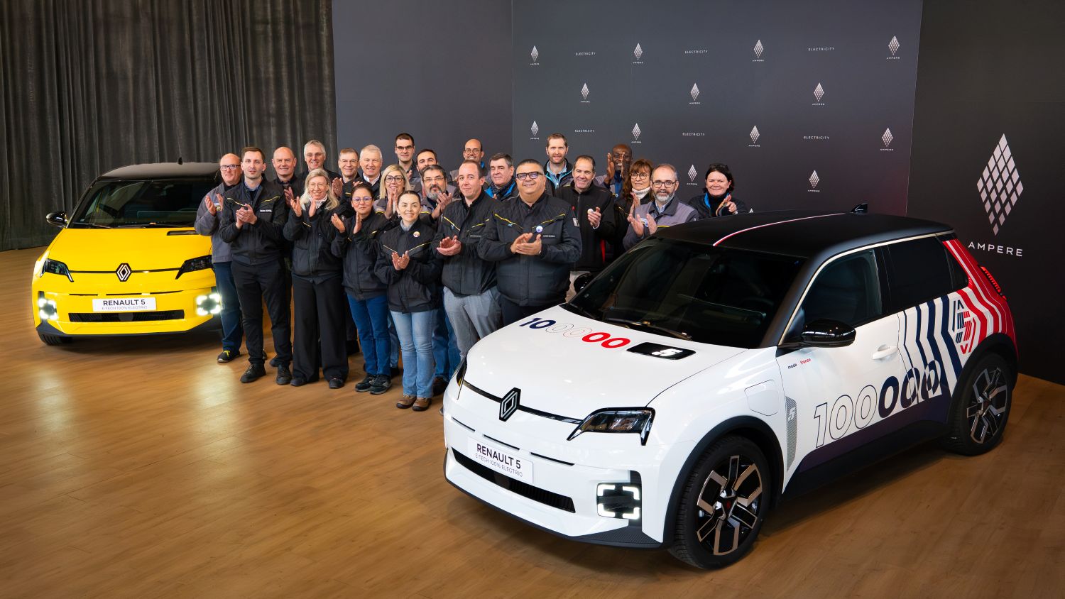 100.000 RENAULT 5 E-TECH ELÉCTRICOS PRODUCIDOS EN DOUAI