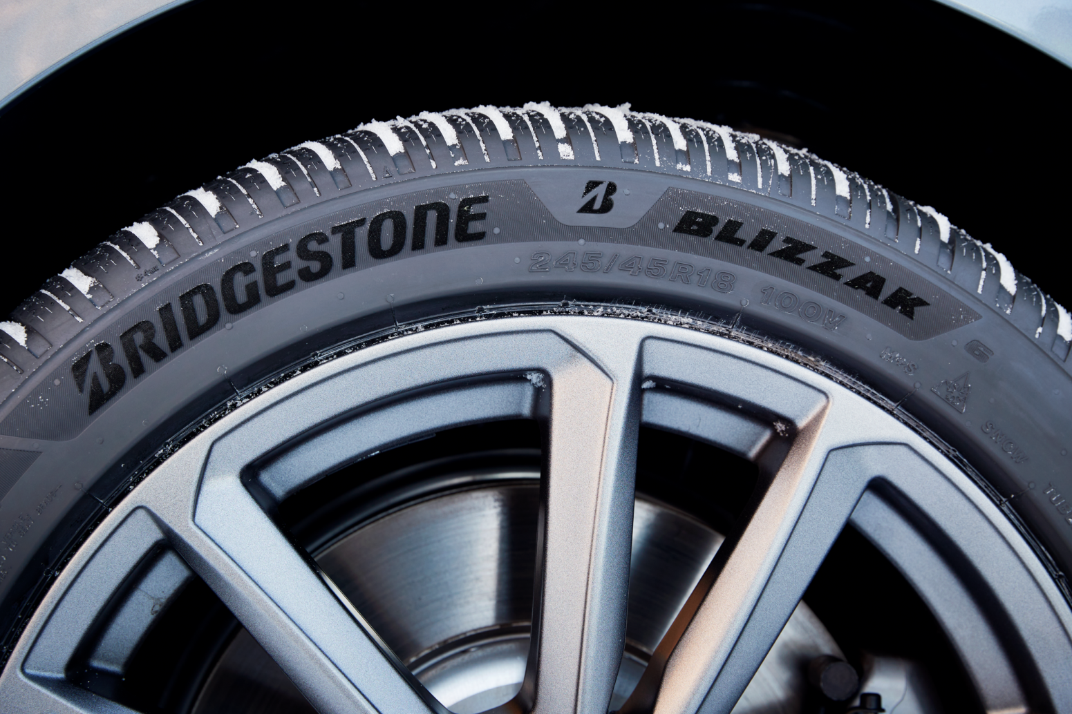 BRIDGESTONE BLIZZAK 6
