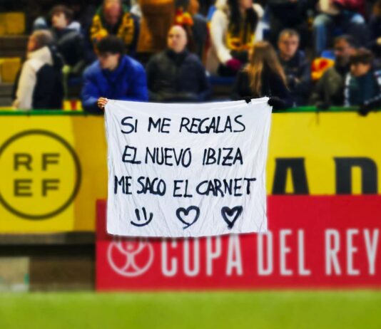 SEAT Y LA EMOCIÓN DEL FÚTBOL, JUNTOS DE NUEVO CAMPAÑA DE SEAT: "PÍDELO EN EL CAMPO"