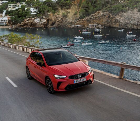 EL SEAT ARONA ES EL SUV URBANO LÍDER DE VENTAS EN ESPAÑA EN 2025 SEAT ARONA