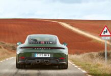PORSCHE EN LOS SENTIDOS 911 Cuarenta Edition