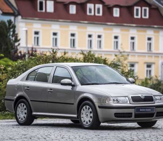 ŠKODA AUTO: ANIVERSARIOS EMBLEMÁTICOS EN 2026 ŠKODA OCTAVIA