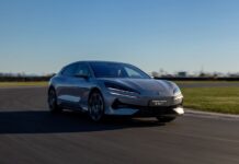 LA E3 PLATFORM DEL DENZA Z9GT Y SUS CINCO MANIOBRAS QUE REDEFINEN LOS ESTÁNDARES DE LOS VEHÍCULOS PREMIUM DENZA Z9GT