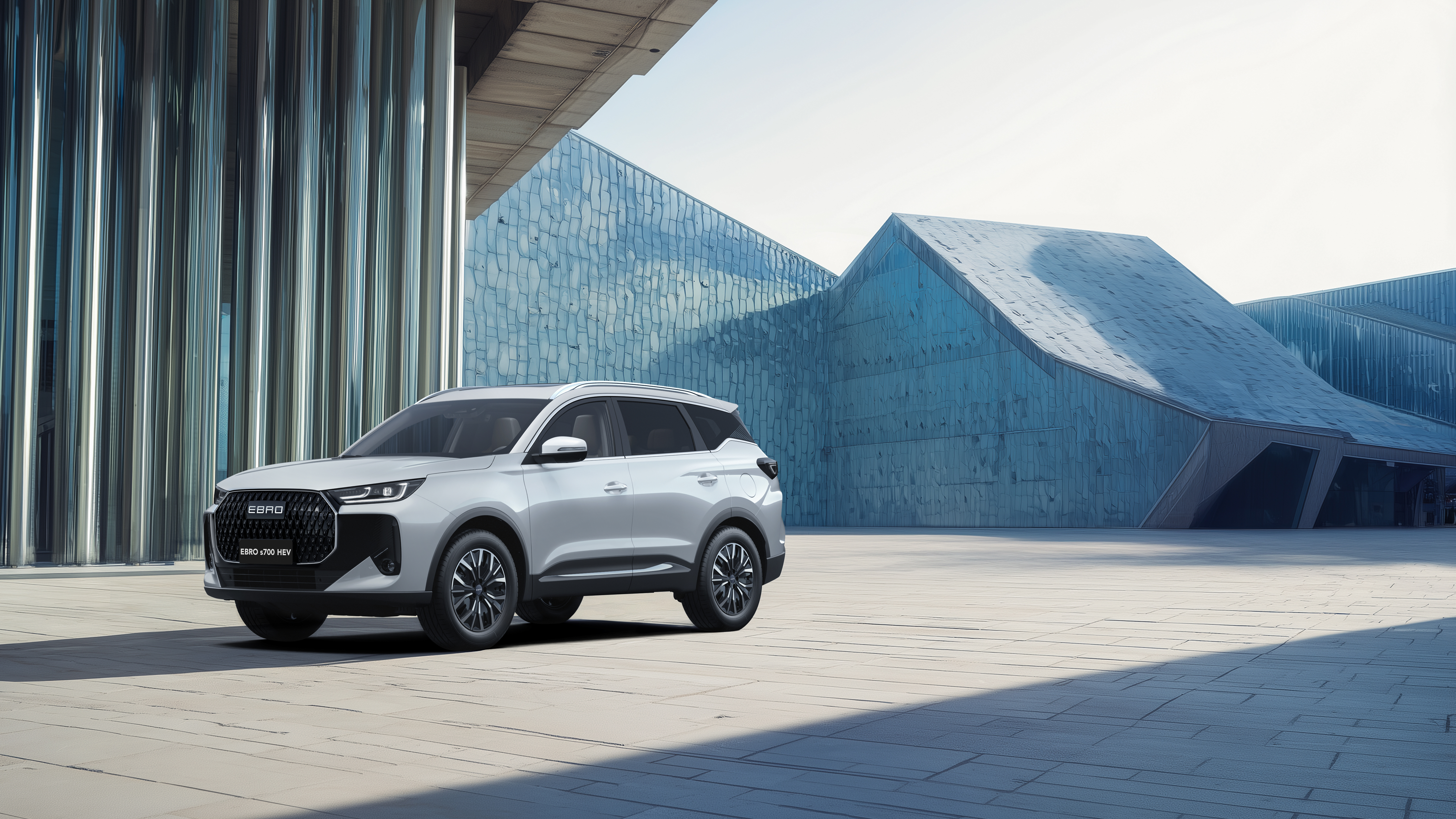 EBRO s700 HEV