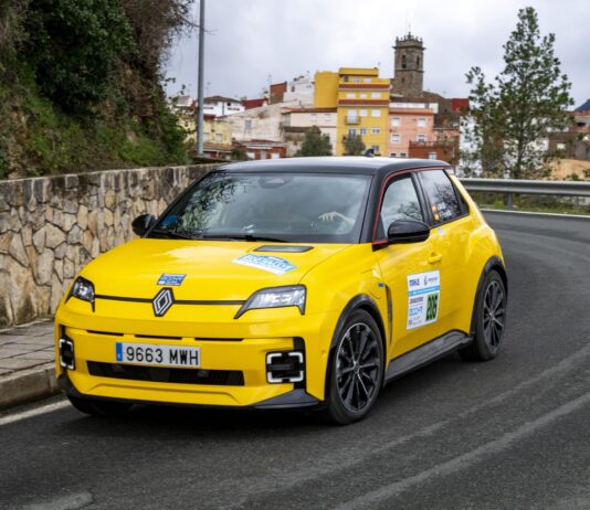 EL RENAULT 4 SERÁ EL COCHE OFICIAL DE LA DECIMOTERCERA EDICIÓN DEL MAHLE ECO RALLYE COMUNITAT VALENCIANA EL RENAULT 4 SERÁ EL COCHE OFICIAL DE LA DECIMOTERCERA EDICIÓN DEL MAHLE ECO RALLYE COMUNITAT VALENCIANA