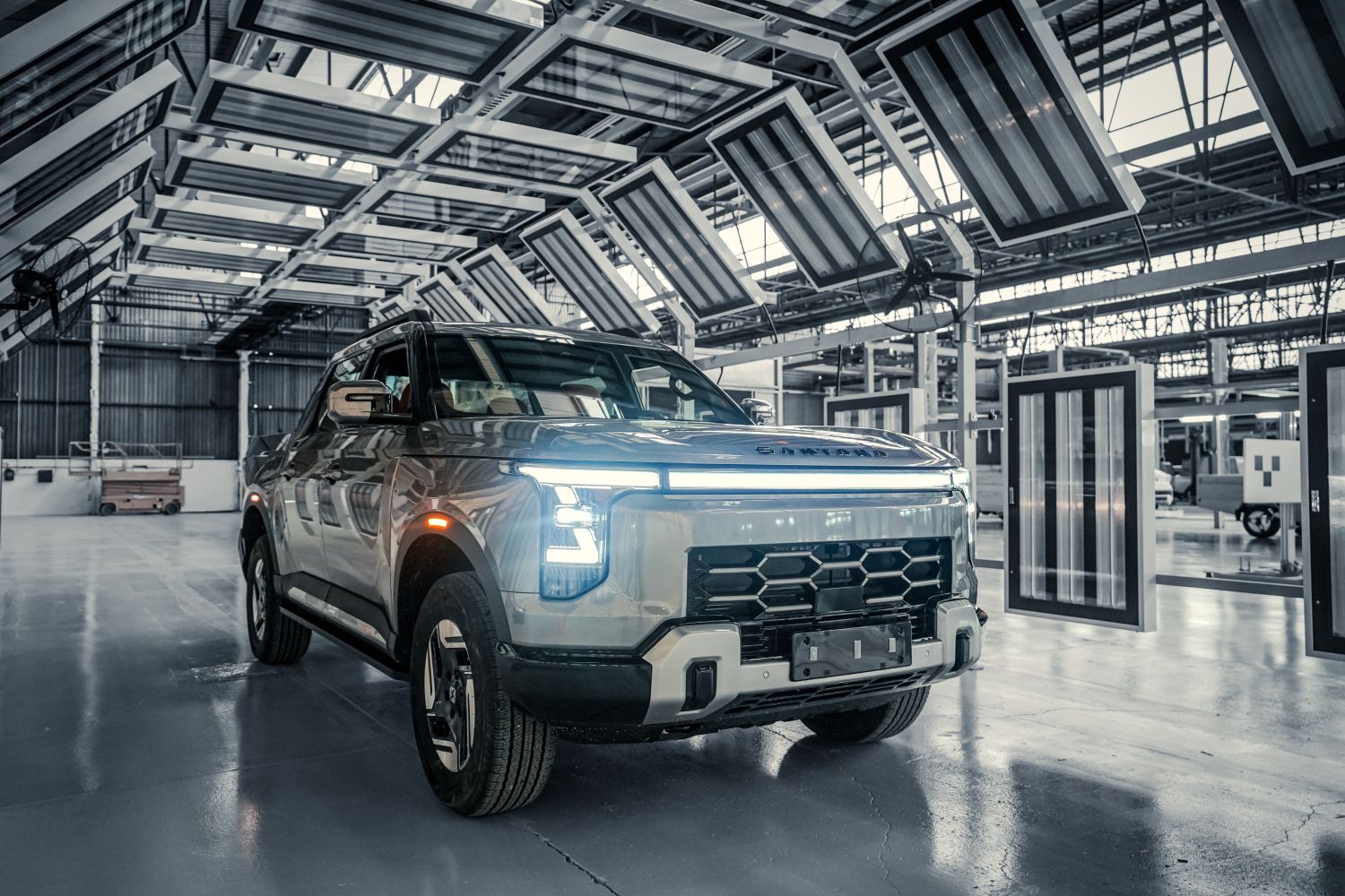 LÍNEA DE PRODUCCIÓN DE SANTANA MOTORS EN LINARES (JAÉN)