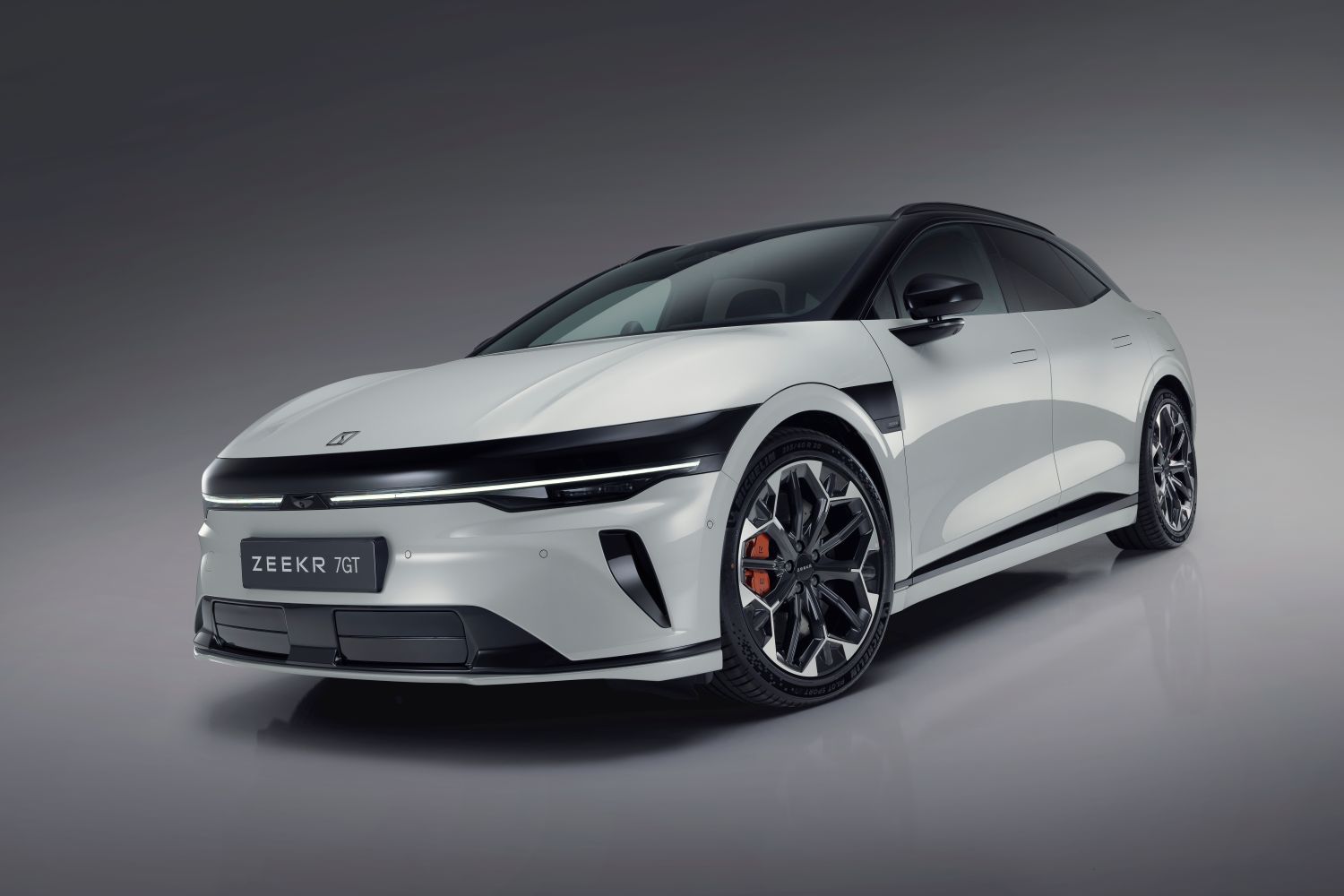 SALVADOR CAETANO AUTO ANUNCIA QUE DISTRIBUIRÁ ZEEKR EN ESPAÑA Y PORTUGAL