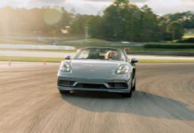 CHRISTY SWAID, APASIONADA DE PORSCHE CHRISTY SWAID, APASIONADA DE PORSCHE