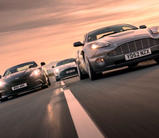 VANQUISH AT 25 – THREE GENERATIONS OF FLAGSHIP PERFORMANCE AND ENGINEERING EXCELLENCE