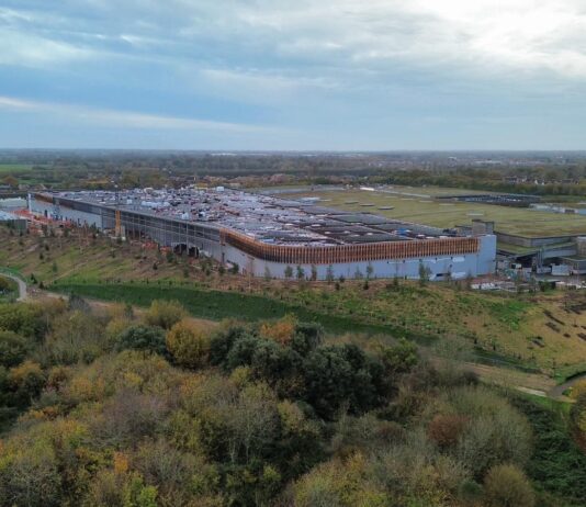 ROLLS-ROYCE EXTENSION PROJECT ADDS £3.1 MILLION TO THE LOCAL ECONOMY IN ITS FIRST YEAR ROLLS-ROYCE EXTENSION PROJECT ADDS £3.1 MILLION TO THE LOCAL ECONOMY IN ITS FIRST YEAR