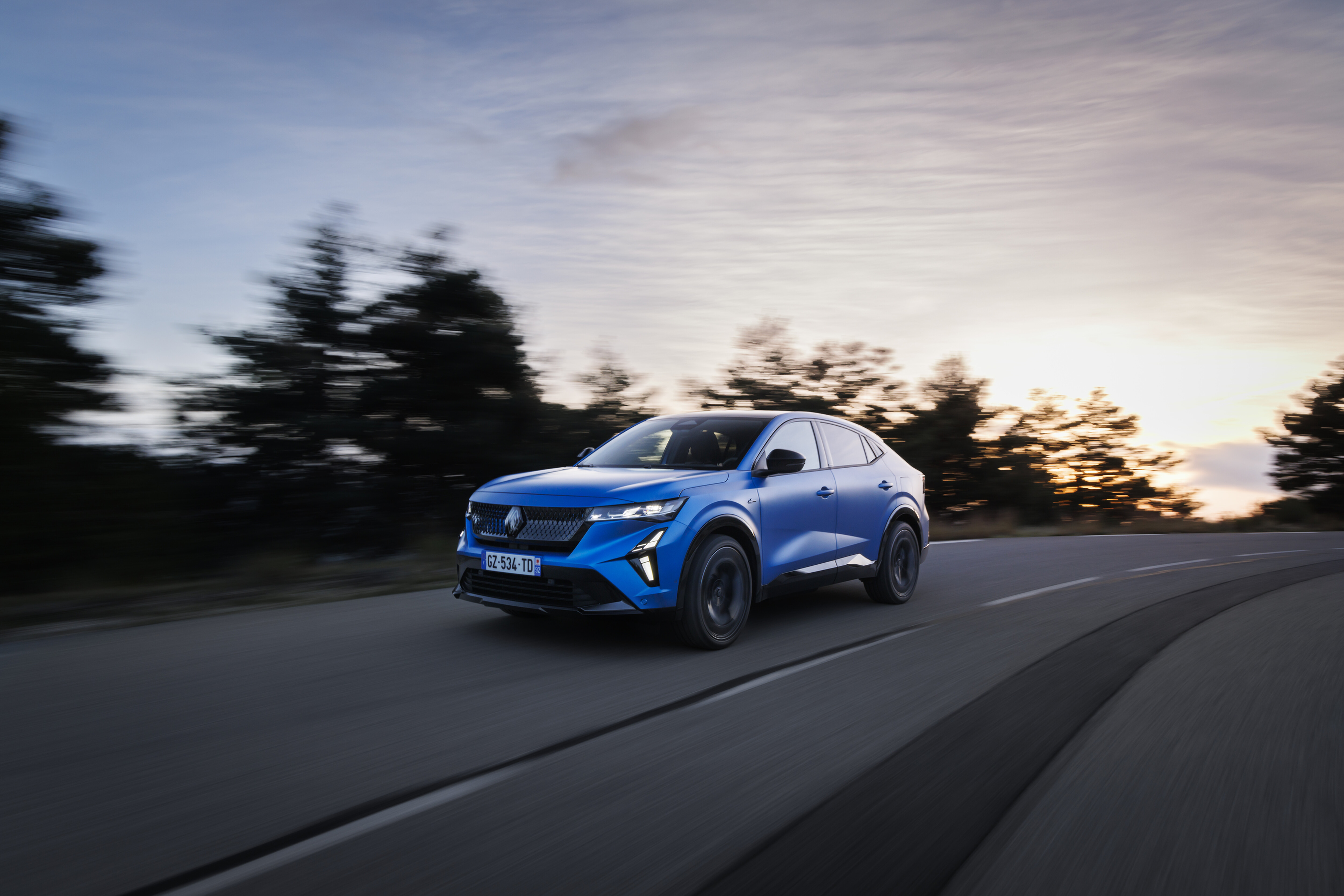 RENAULT ENRIQUECE SUS MODELOS DE ALTA GAMA: AUSTRAL, ESPACE Y RAFALE