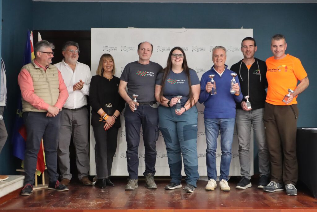PODIUM GENERAL DEL III RAID AUTOCLASSIC CIUDAD DE ALCAÑIZ