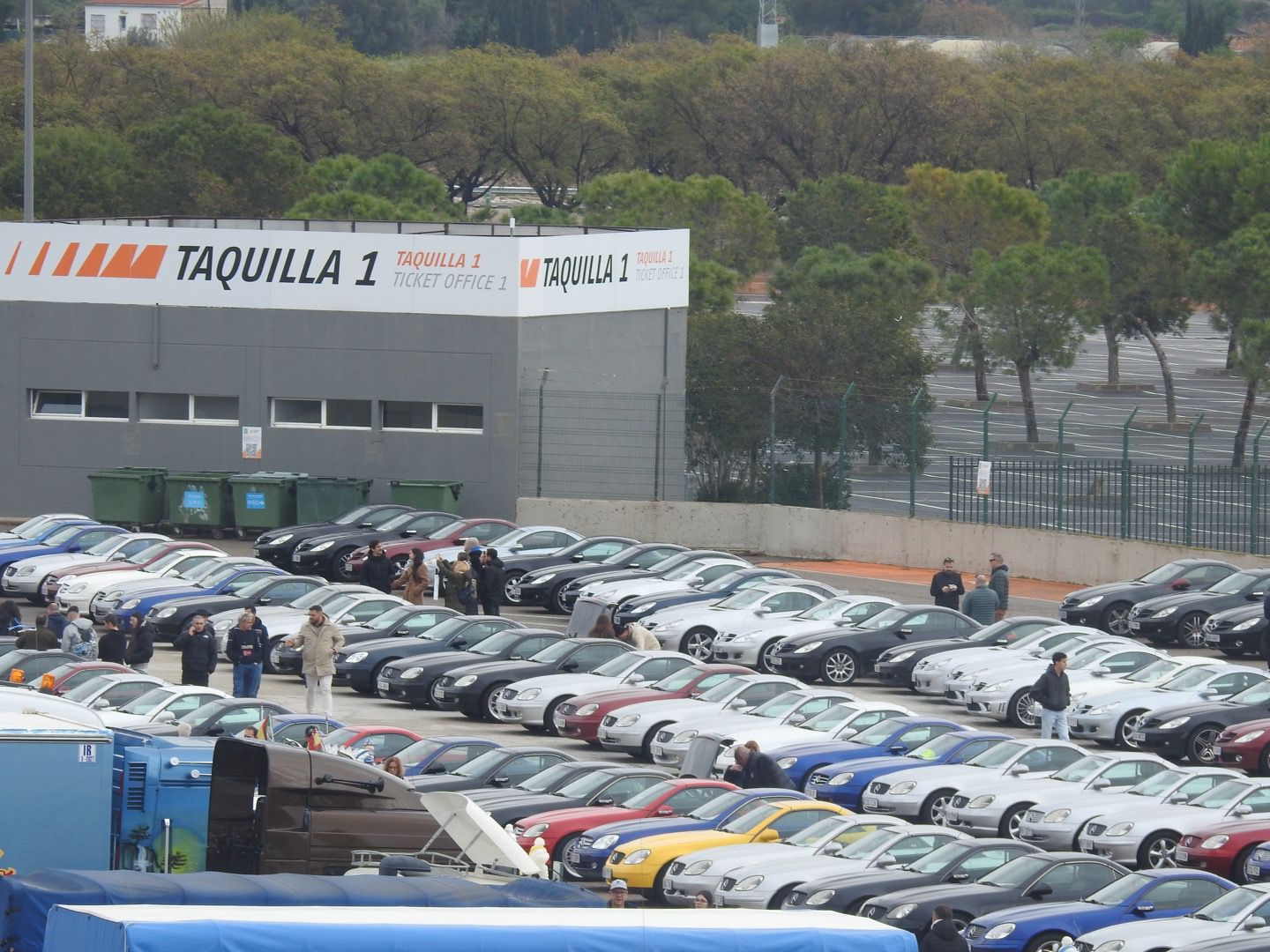 UN TOTAL DE 249 UNIDADES DEL MODELO SLK DE MERCEDES PARTICIPARON EN EL ENCUENTRO ORGANIZADO POR EL CLUB SLK VALENCIA EN EL MARCO DEL XII RACING LEGENDS