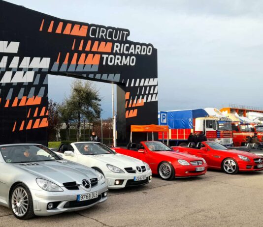 EL CLUB SLK VALENCIA CELEBRÓ EL 30 ANIVERSARIO DEL SLK EN EL XII RACING LEGENDS EL CLUB SLK VALENCIA CELEBRÓ EL 30 ANIVERSARIO DEL SLK EN EL RACING LEGENDS