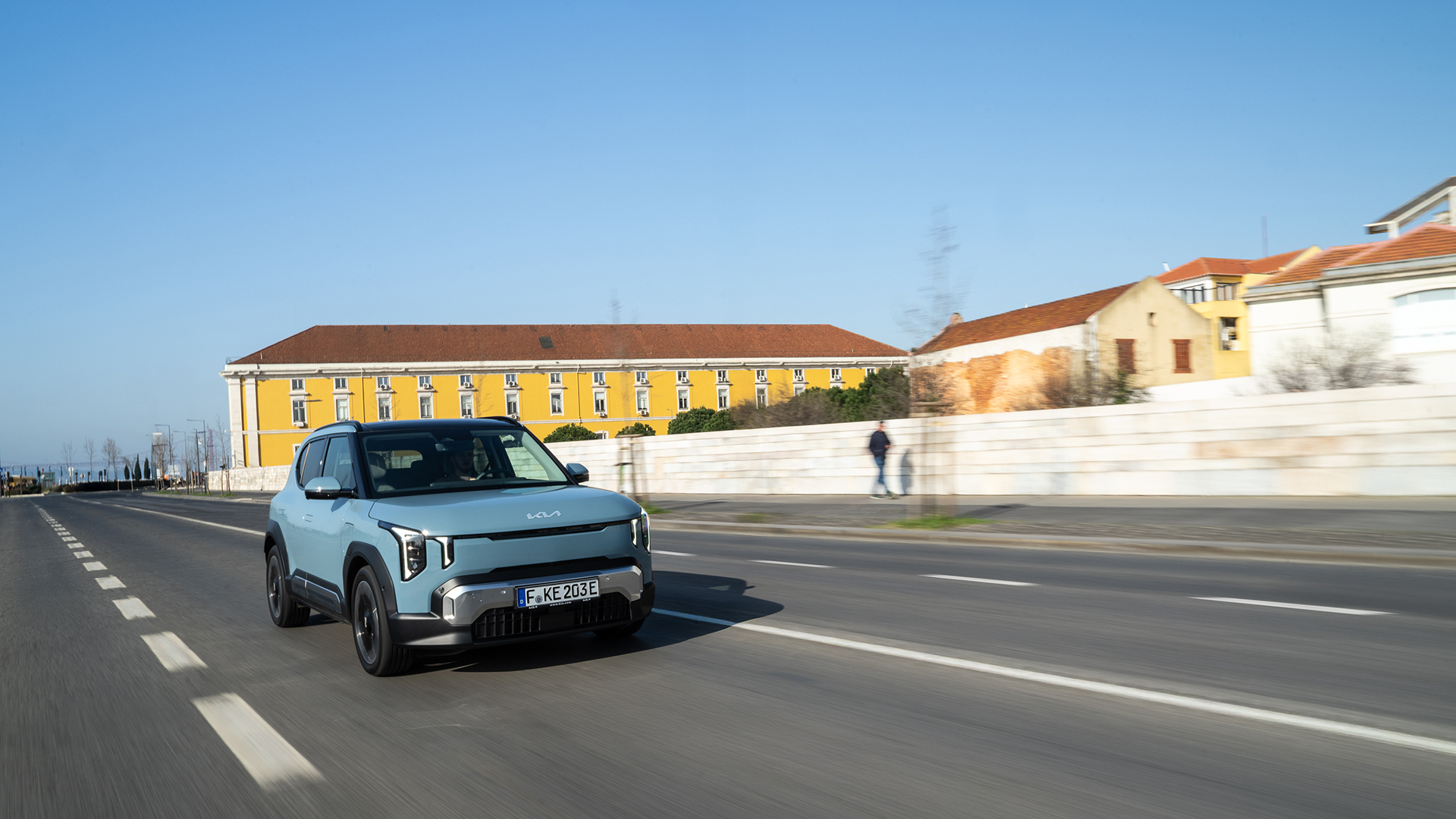 KIA EV2