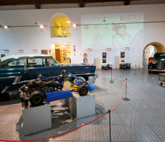 «MUJERES Y AUTOMOCIÓN. UN VIAJE COMPARTIDO HACIA LA IGUALDAD», NUEVA EXPOSICIÓN DEL MHAS «MUJERES Y AUTOMOCIÓN. UN VIAJE COMPARTIDO HACIA LA IGUALDAD», NUEVA EXPOSICIÓN DEL MHAS