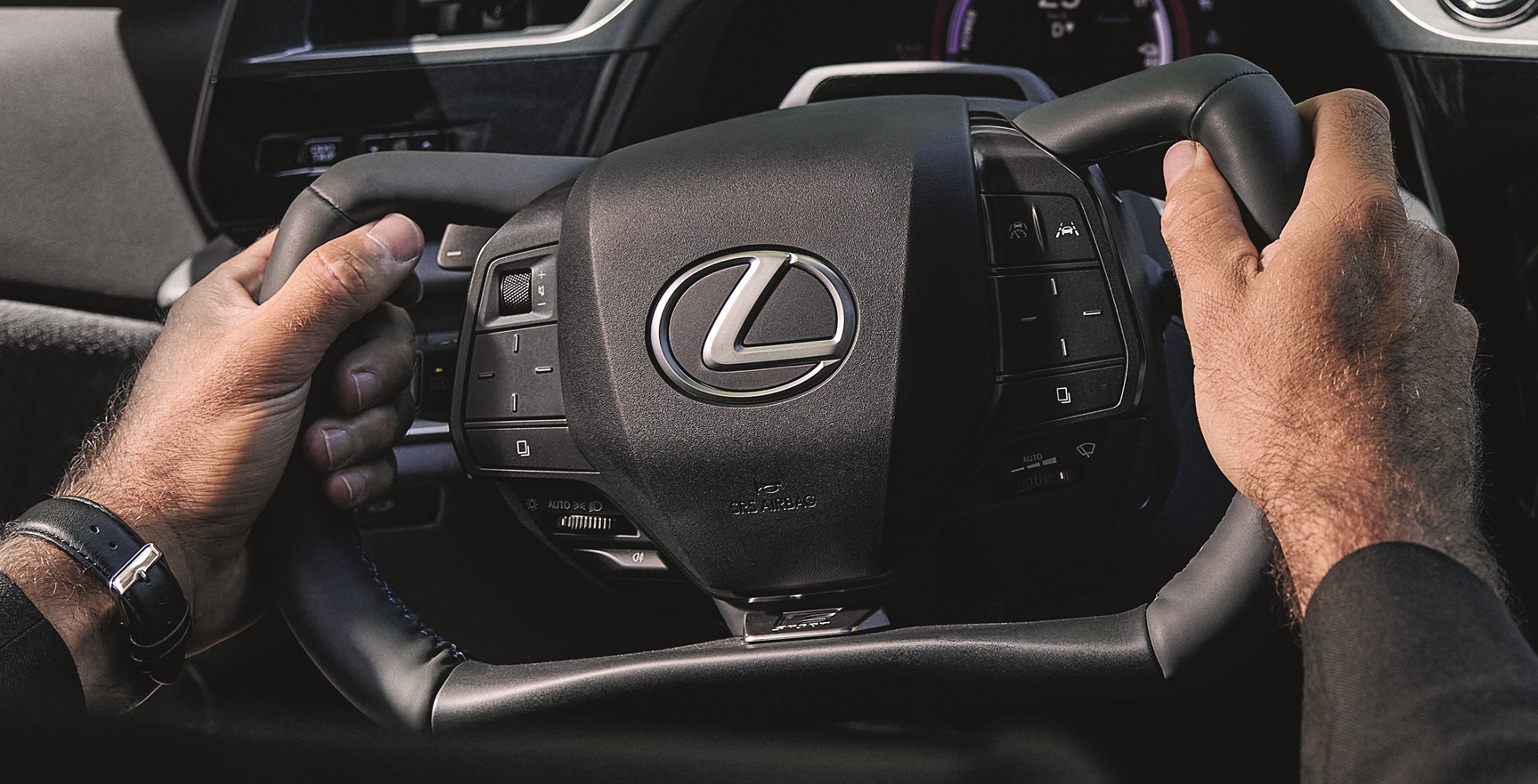 LA CONDUCCIÓN MANUAL INTERACTIVA DE LEXUS 