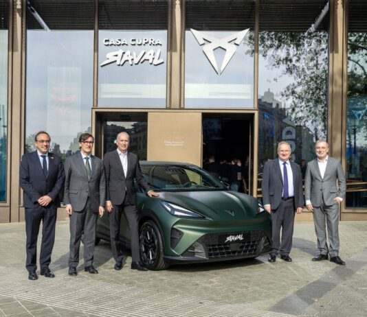 CUPRA DA COMIENZO A LA WORLD PREMIERE DEL CUPRA RAVAL CON UNA PRIMERA PRESENTACIÓN INSTITUCIONAL EN BARCELONA CUPRA DA COMIENZO A LA WORLD PREMIERE DEL CUPRA RAVAL CON UNA PRIMERA PRESENTACIÓN INSTITUCIONAL EN BARCELONA