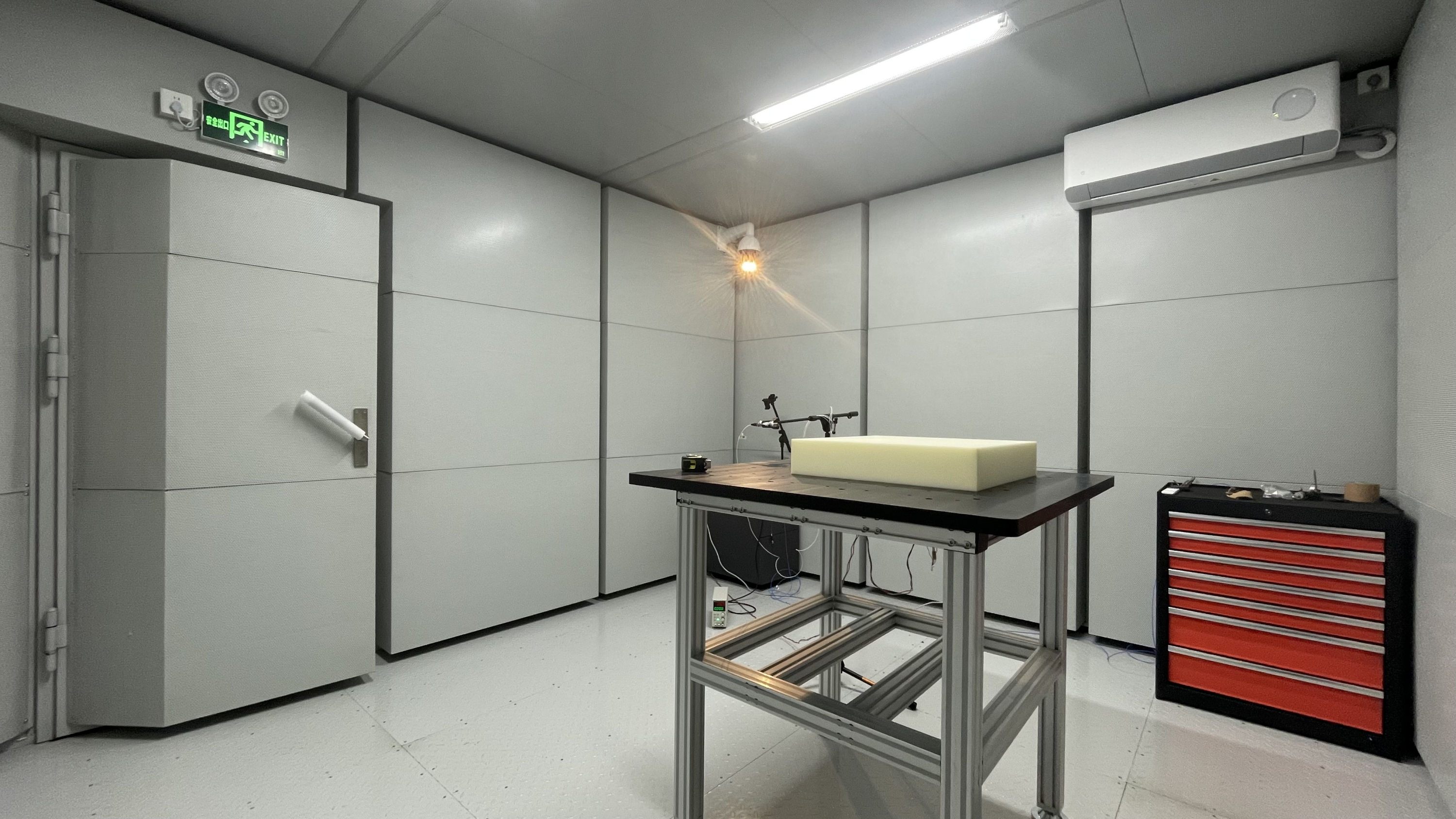 SALA PARA PRUEBAS ANECOICAS DE SOUTHCO