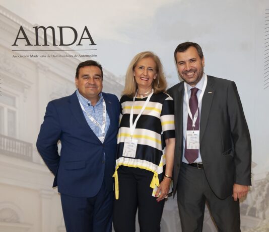 AMDA NOMBRA A ELISA GIL NUEVA PRESIDENTA DE LA ASOCIACIÓN MADRILEÑA DE DISTRIBUIDORES DE AUTOMOCIÓN AMDA NOMBRA A ELISA GIL NUEVA PRESIDENTA DE LA ASOCIACIÓN MADRILEÑA DE DISTRIBUIDORES DE AUTOMOCIÓN