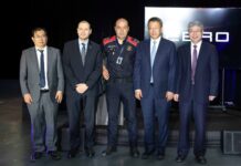 EBRO RECIBIÓ AL PRESIDENTE DEL GRUPO CHERY EN UNA VISITA CENTRADA EN LA EVOLUCIÓN INDUSTRIAL DE LA PLANTA De izqda. a dcha.: Zhang Guibing- Presidente de Chery International, Rafael Ruiz- Presidente de EBRO EV Motors, Josep Saumell- Subjefe de la Comisaría Superior Técnica de Mossos d’Esquadra, Ning Bo- Secretario de Comité Municipal de Wuhu, Yin Tongyue- Presidente de Grupo Chery