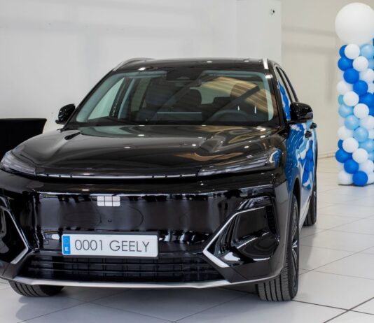 GEELY ENTREGA SU PRIMER COCHE EN ESPAÑA, UN STARRAY EM-I GEELY ENTREGA SU PRIMER COCHE EN ESPAÑA, UN STARRAY EM-I