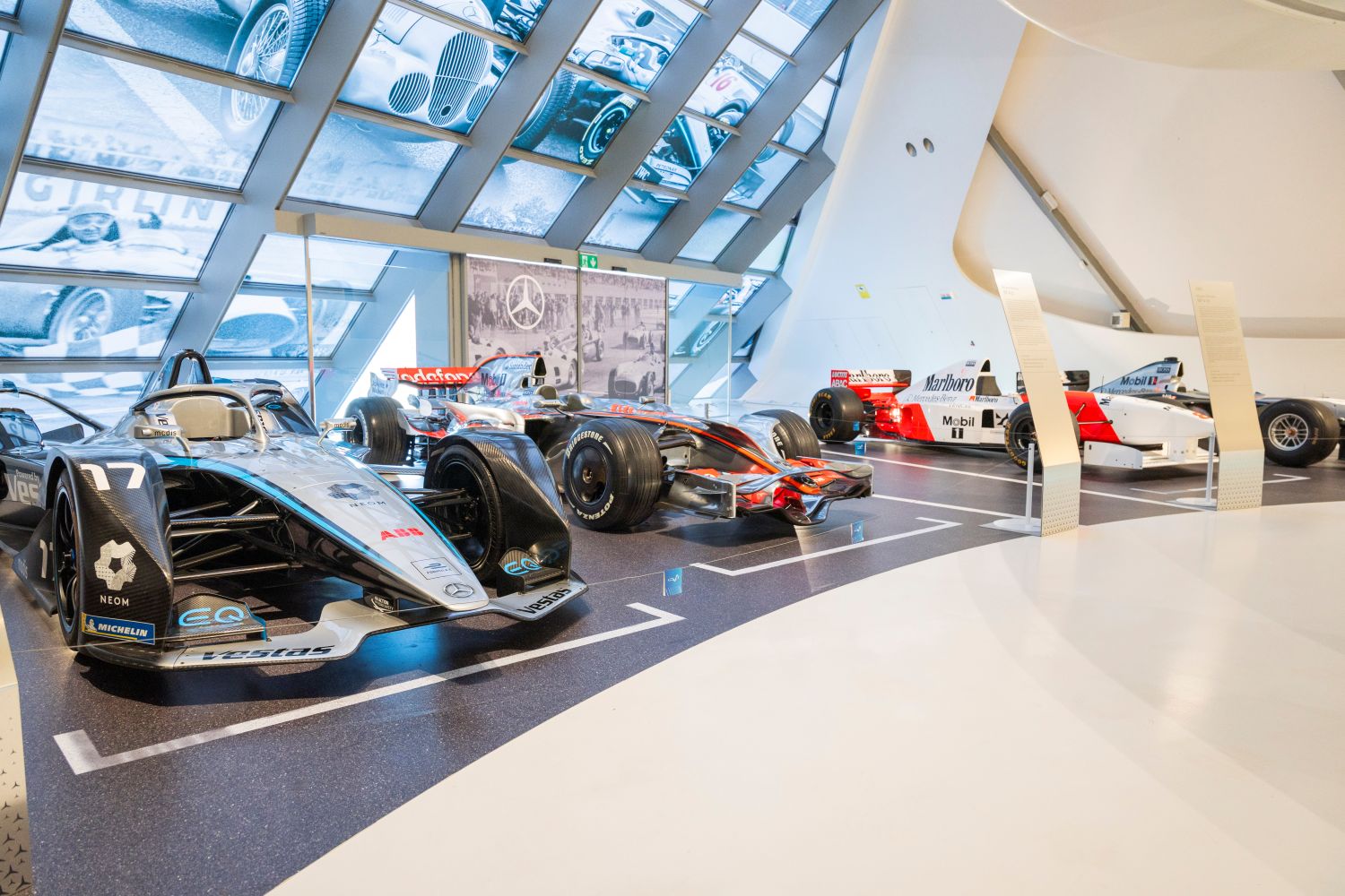 MERCEDES-BENZ LLEVA A MOBILITY CITY EN ZARAGOZA SU LEGADO EN LA COMPETICIÓN CON UNA EXPOSICIÓN INÉDITA EN ESPAÑA