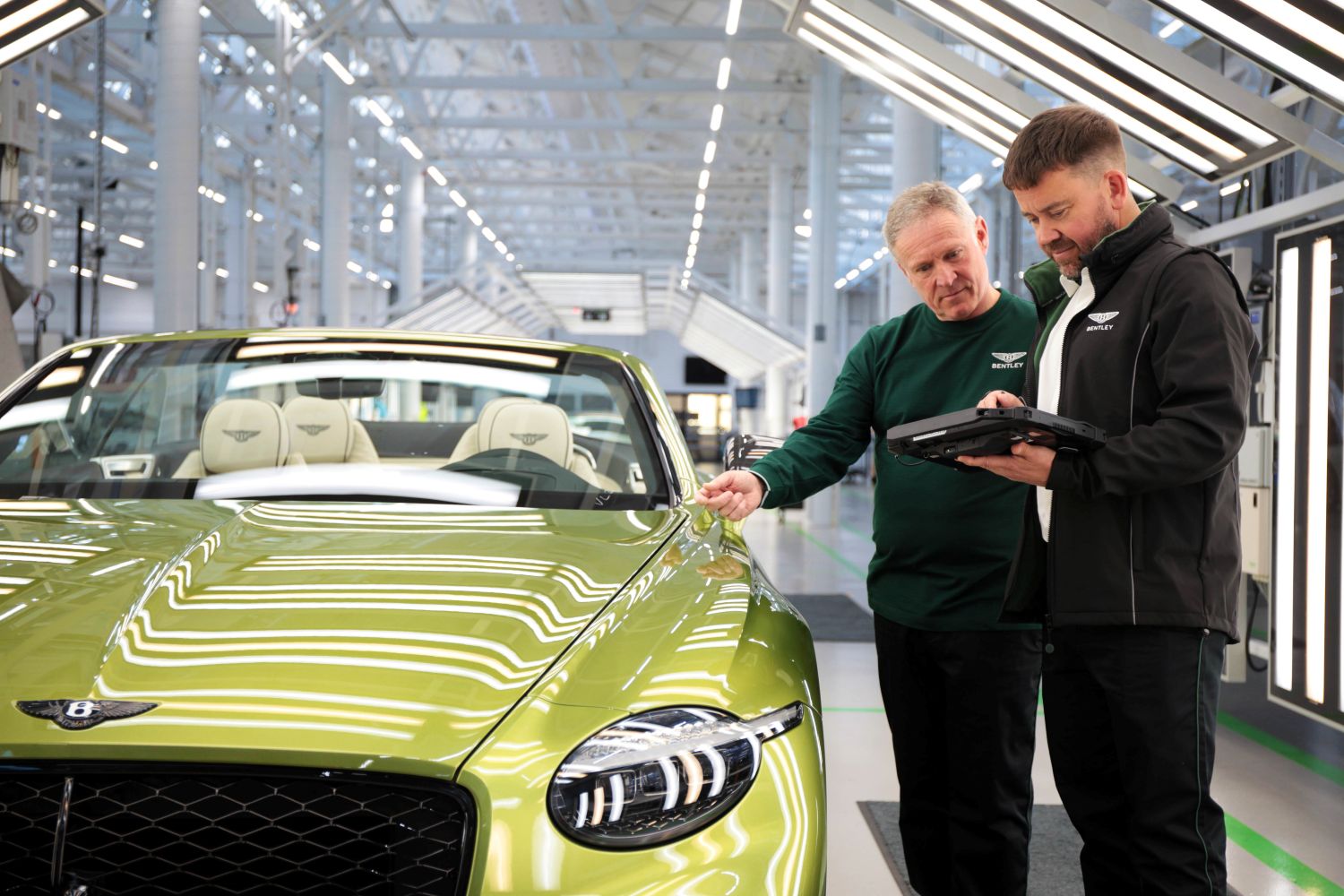 BENTLEY MOTORS LAUNCHES NEXT GENERATION WORKWEAR
