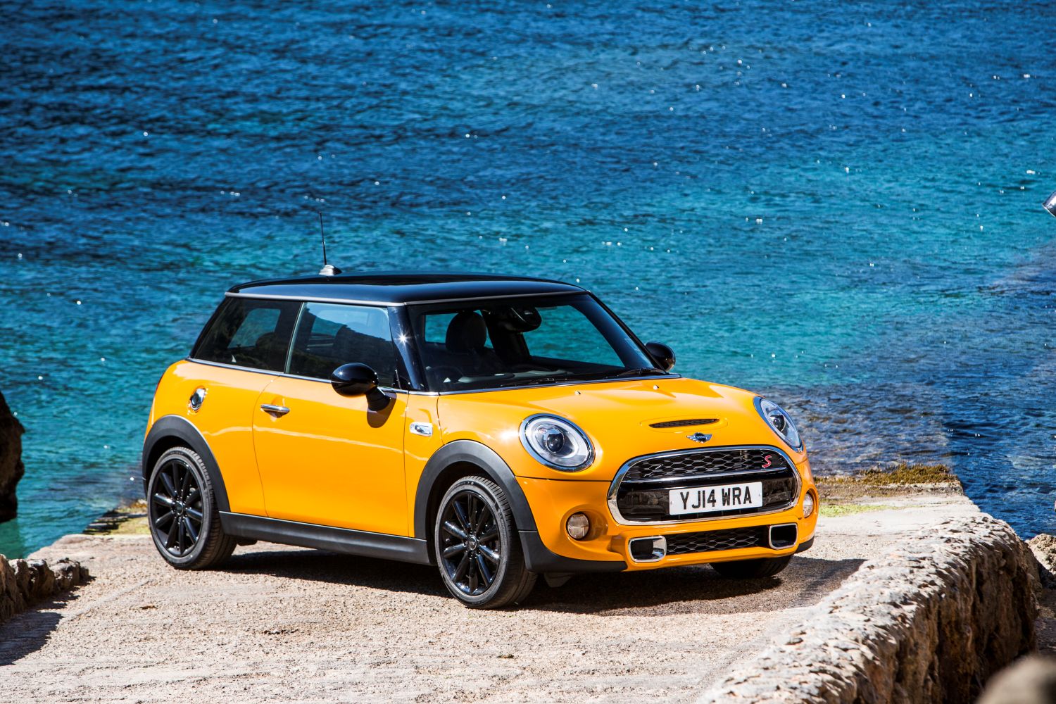 MINI COOPER S (2014)