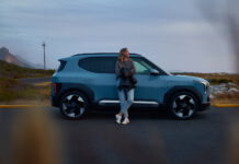 «THE POWER OF FIRSTS»: KIA LANZA LA CAMPAÑA DEL EV2 COMO PORTAL EMOCIONAL HACIA LA MOVILIDAD ELÉCTRICA «THE POWER OF FIRSTS»: KIA LANZA LA CAMPAÑA DEL EV2 COMO PORTAL EMOCIONAL HACIA LA MOVILIDAD ELÉCTRICA