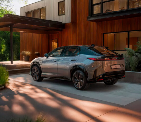 LEXUS ESPAÑA EVOLUCIONA SU ESTRUCTURA PARA POTENCIAR LA EXPERIENCIA DE CLIENTE Y EL NEGOCIO LEXUS ESPAÑA EVOLUCIONA SU ESTRUCTURA PARA POTENCIAR LA EXPERIENCIA DE CLIENTE Y EL NEGOCIO