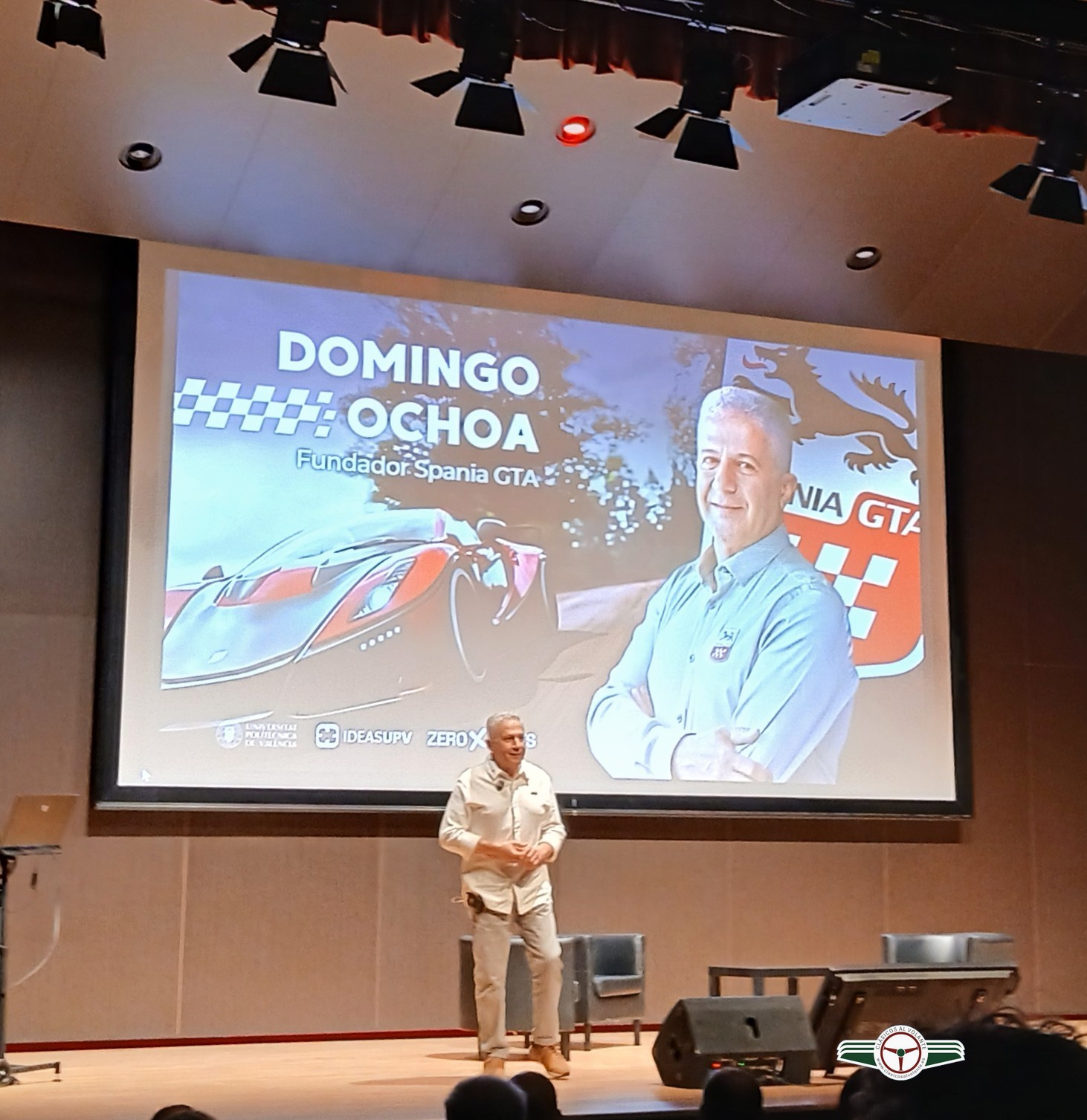 Domingo Ochoa, durante su intervención ante los 250 asistentes al evento