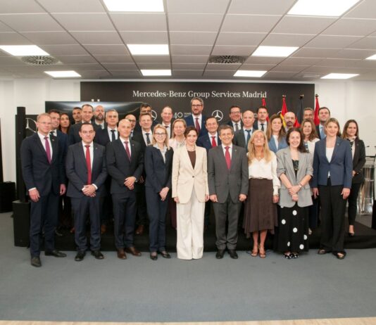 MERCEDES-BENZ GROUP SERVICES MADRID CELEBRA CON ÉXITO SUS 20 AÑOS DE TRAYECTORIA COMO CENTRO INTERNACIONAL DE REFERENCIA DEL GRUPO MERCEDES-BENZ MERCEDES-BENZ GROUP SERVICES MADRID CELEBRA CON ÉXITO SUS 20 AÑOS DE TRAYECTORIA COMO CENTRO INTERNACIONAL DE REFERENCIA DEL GRUPO MERCEDES-BENZ