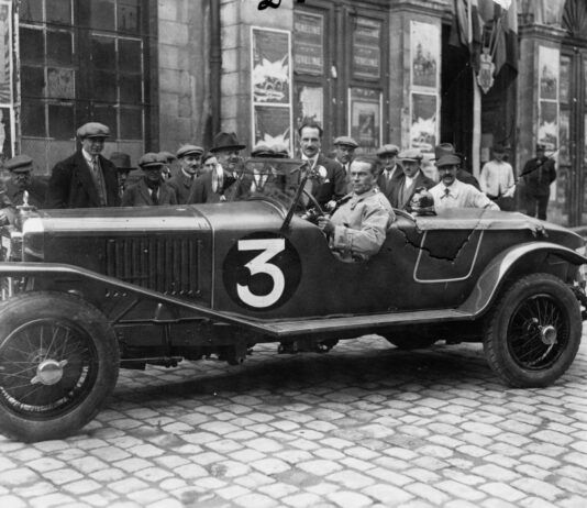 PEUGEOT EN LAS 24 HORAS DE LE MANS: 100 AÑOS DE INNOVACIÓN EN RESISTENCIA PEUGEOT 174S, LE MANS (1926)