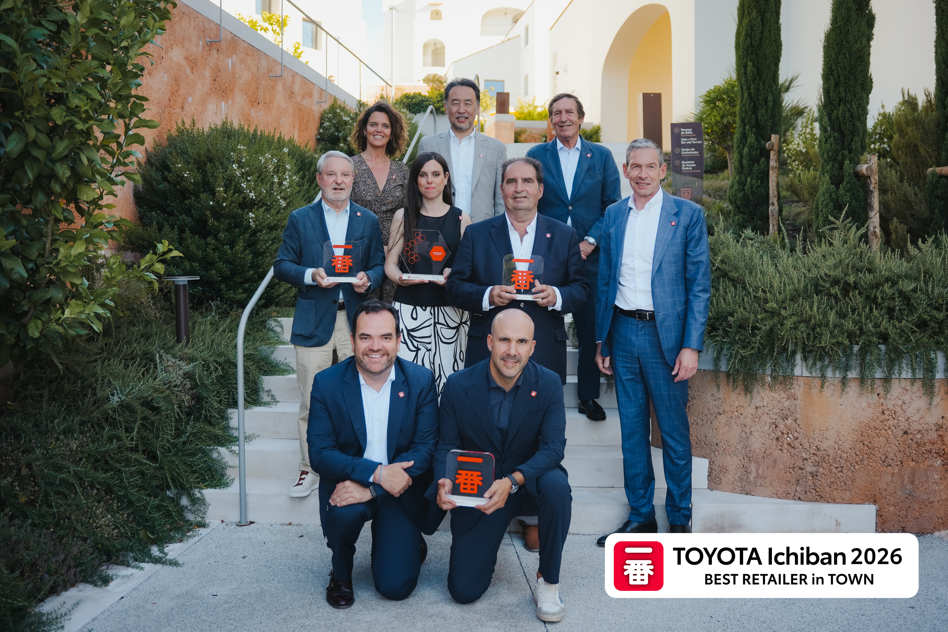 CONCESIONARIOS DE TOYOTA ESPAÑA AURA MOTOR, NIMO GORDILLO Y EUSKOAUTO