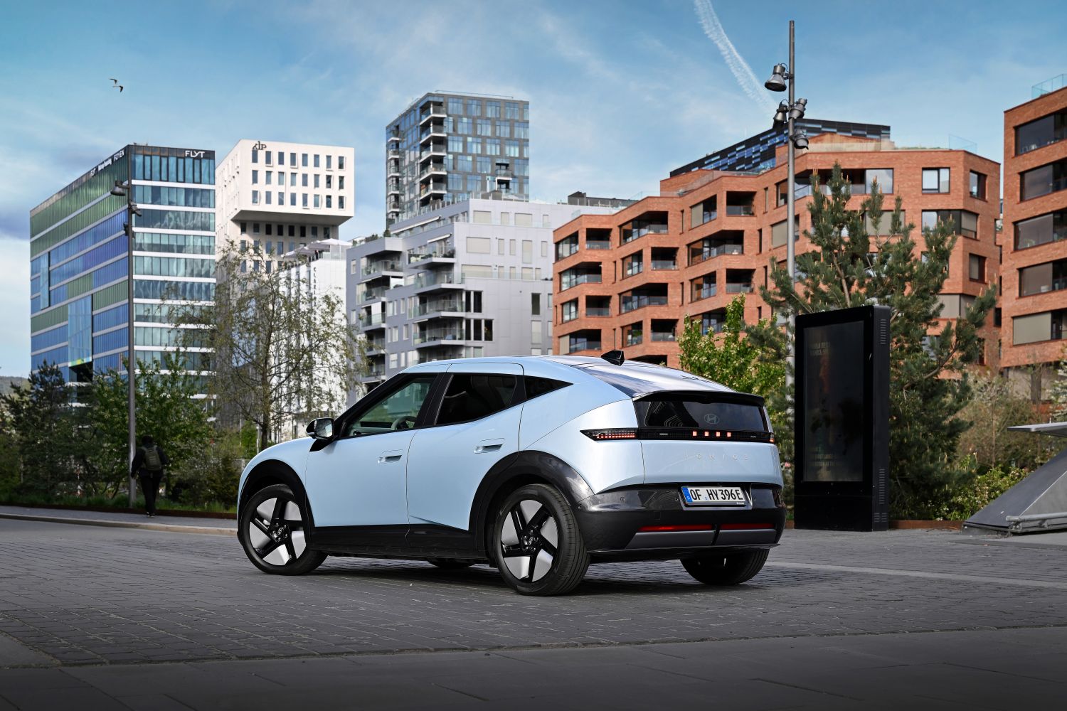 HYUJNDAI IONIQ 3