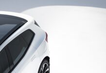 POLESTAR EXPANDS BEST-SELLING MODEL LINE-UP – NEW POLESTAR 4 SUV ON SALE FROM 2 SEPTEMBER POLESTAR 4 SUV