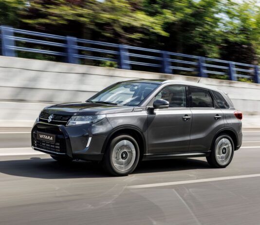 SUZUKI PRESENTA SU ESTRATEGIA TECNOLÓGICA 2026, LA HOJA DE RUTA PARA LOS PRÓXIMOS 10 AÑOS SUZUKI VITARA